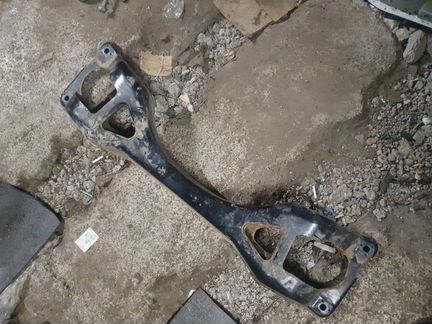 Балка задняя (подрамник) Volkswagen Touareg 7L BAC