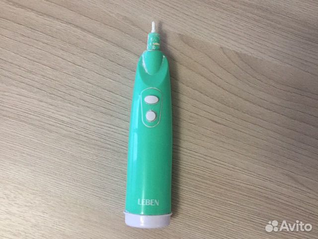 Электронная зубная щетка Leben