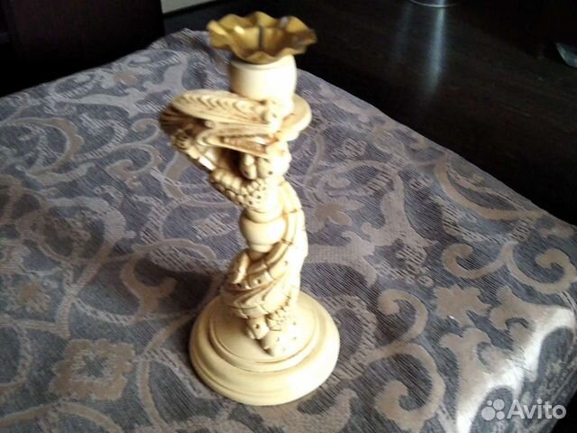 Статуэтка - подсвечник