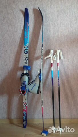 Лыжи и ботинки 30 р