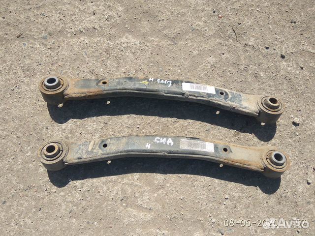 Задний нижний рычаг на Киа Сид 2014 год