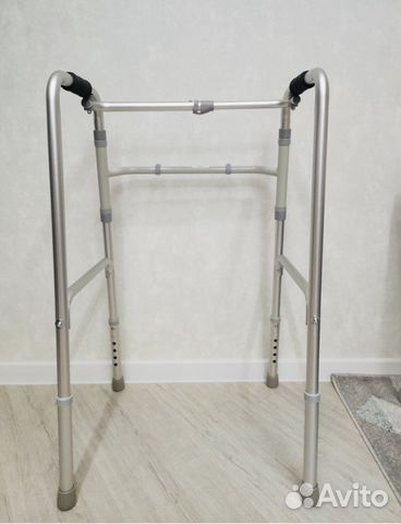 Ходунки медицинские складные для пожилых