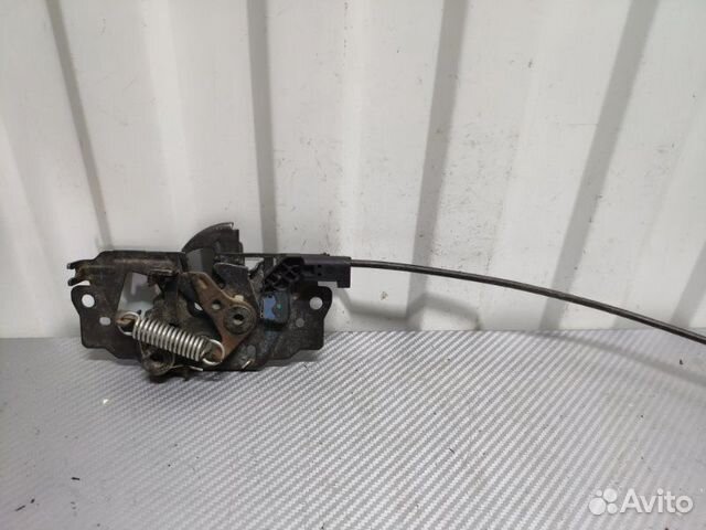 Замок капота передний Ford Focus 3 CB8 1.6 2010