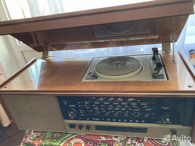 Радиола Урал-6