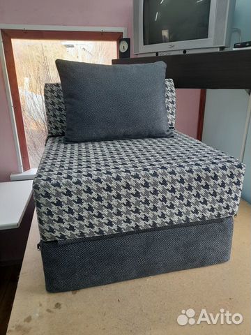 Бескаркасное кресло-кровать 
