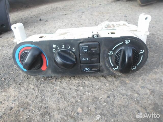Блок управления печкой Nissan Almera N16