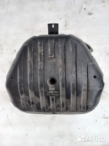 Suzuki GSX-R 1000 2003 корпус воздушного фильтра