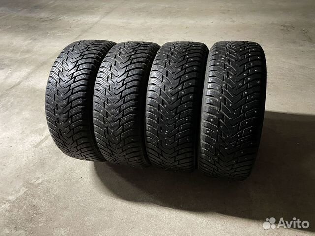 Nokian Tyres Hakkapeliitta 8 SUV 275/55 R20