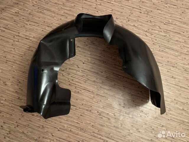 Подкрылок Ford Focus 3 передний правый