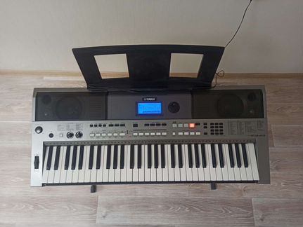 Синтезатор Yamaha PSR-E443