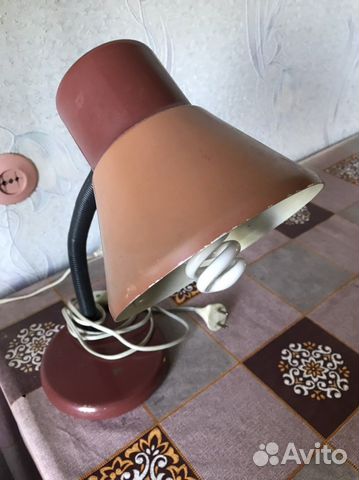 Лампа настольная