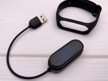 Зарядное устройство на Xiaomi mi Band 4