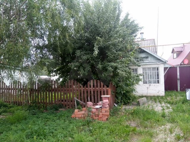 Дом 52 м² на участке 8,5 сот.