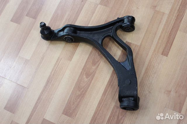 Рычаг передний нижний Touareg Q7 Cayenne