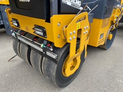 Каток xcmg xmr403vt. Каток комбинированный 4 тонны. Каток xcmg xmr403vt. Каток xmr403vt. Каток xmr403vt.