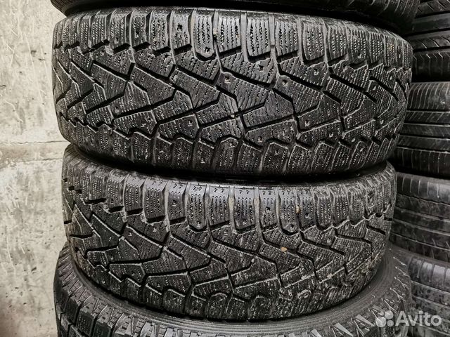 Pirelli Ice Zero 215/55 R18