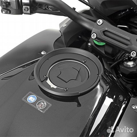 Крепление сумки Givi BF26 на бак мотоцикла