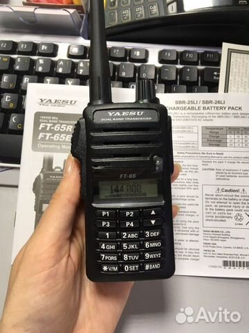 Портативная радиостанция yaesu FT-65R