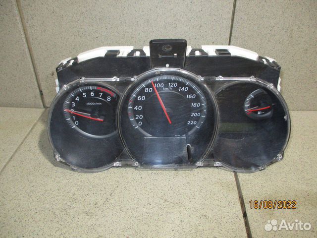 Панель приборов Nissan Tiida (C11)