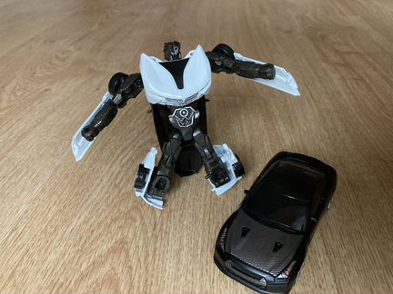 Робот тобот