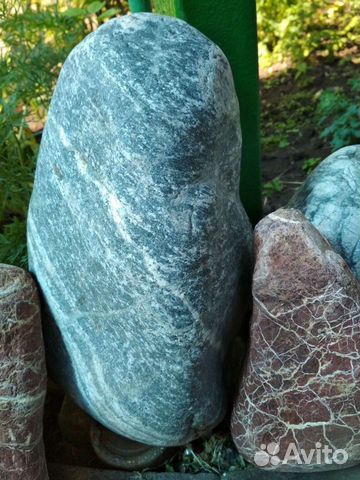 Камни природные