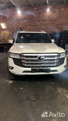 Разбор Toyota Land Cruiser 300 4.0 бензин