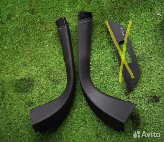 Обшивка двери багажника для Ford Kuga 2008-2012