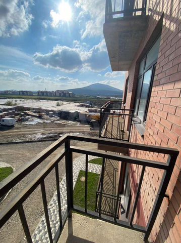 2-к. квартира, 65,8 м², 2/4 эт.