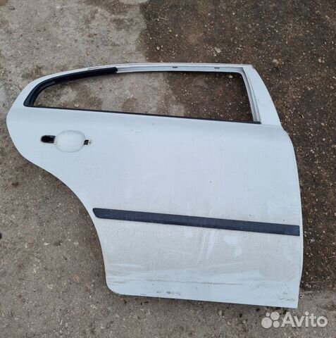 Дверь Skoda Octavia Tour A4