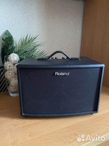 Комбоусилитель Roland AC-60 комбик гитарный