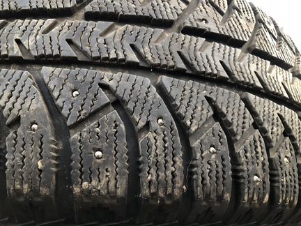 Bridgestone Ice Cruiser 7000 285/60 R18