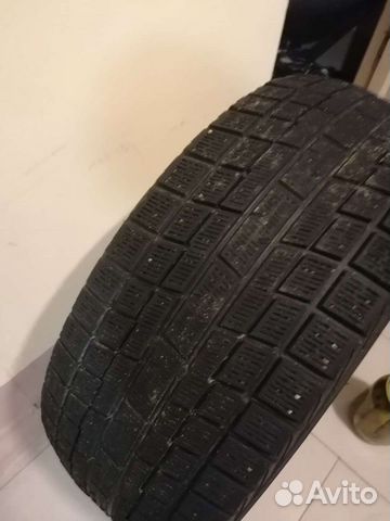 Yokohama Ice Guard IG30 215/45 R17