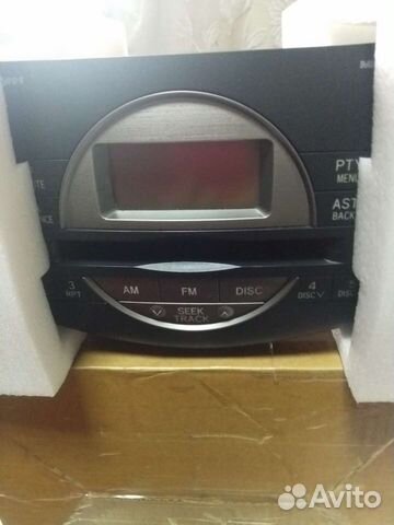 Штатная магнитола на toyota RAV4