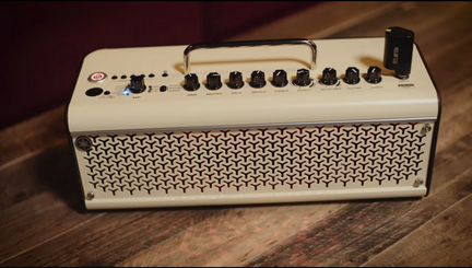 Гитарный комбоусилитель Yamaha thr10ii