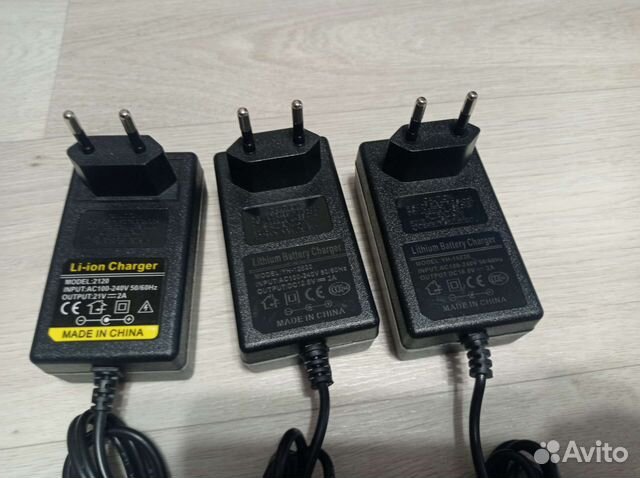 Зарядное устройство для акб 18650