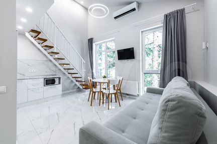 Квартира-студия, 42 м², 3/3 эт.