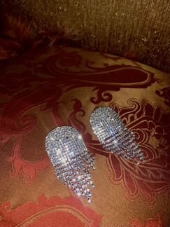 Серьги из страз