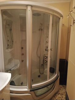 Душевая кабина