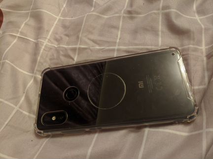 Xiaomi Mi8 6/128 Global version обмен