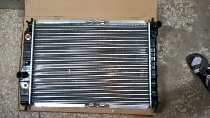 Радиатор охлаждения Chevrolet Aveo T200/250 AT/MT