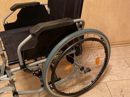 Кресло-коляска инвалидная Titan Deutschland GmbH