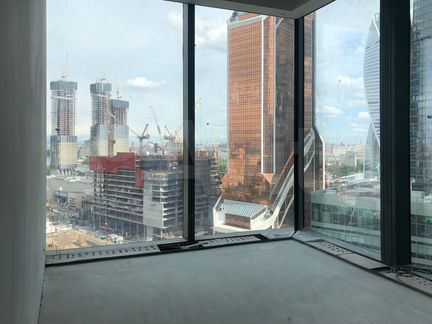 Своб. планировка, 100 м², 20/75 эт.