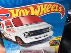 Hot Wheels Custom ‘77 Dodge Van TH