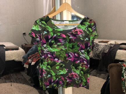 Футболка женская