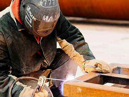 Работ сварщик уфа вакансии. Транснефть огневые работы. Сварщик сантехник. Работяга сварщик. Сварочные работы уфа.