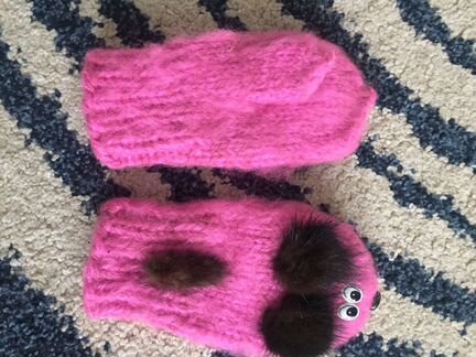 Варежки из шерсти с норкой