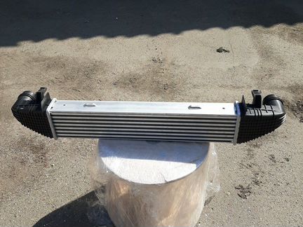 Мерседес интеркулер радиатора 204 W212 E207 GLK 20