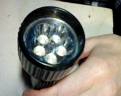 Фонарь светодиодный,аккумуляторный