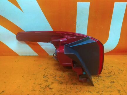 Фонарь внешний правый Hyundai Santa Fe 4 TM