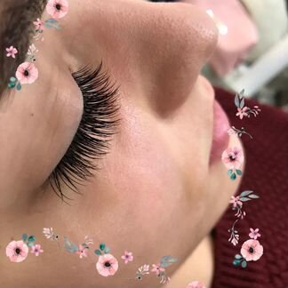 Наращивание ресниц, ламинирование, окрашивание бро